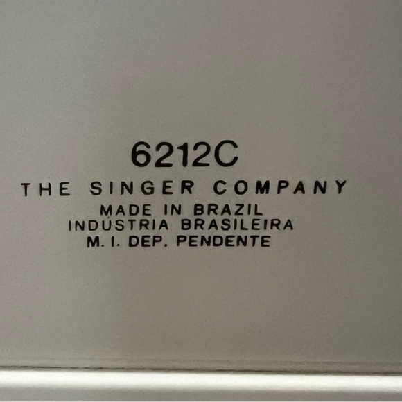 SINGER 6212C Sewing Machine With Power Cable Tested Working Perfect Like New - Picture 10 of 13